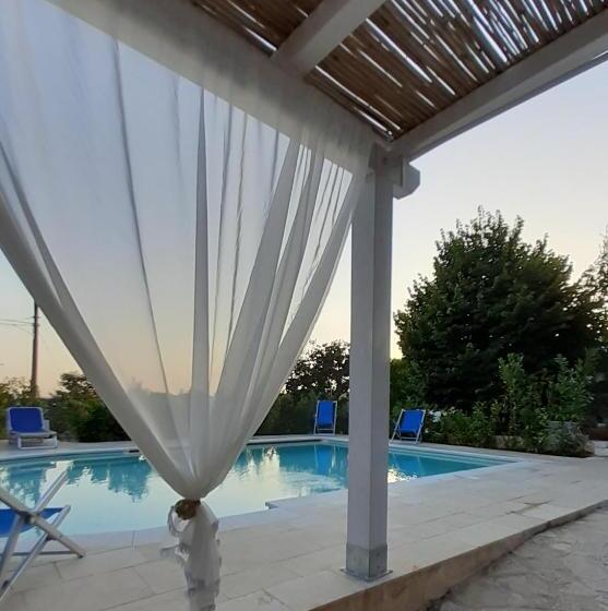 آپارتمان 2 خوابه, Trulli Giaci&mauri