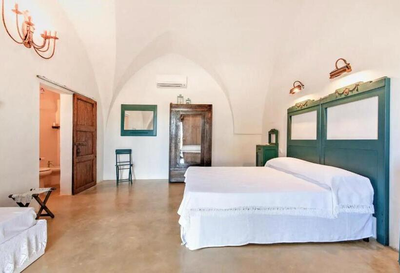 اتاق استاندارد سه نفره, Casina Solatia