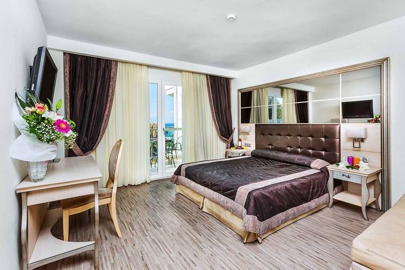 Номер Superior Вид на Сад, Elinotel Apolamare