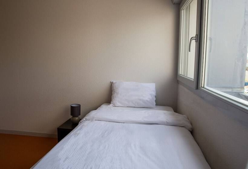 Студия Стандарт, Comfort Aparthotel Besancon Hauts Du Chazal