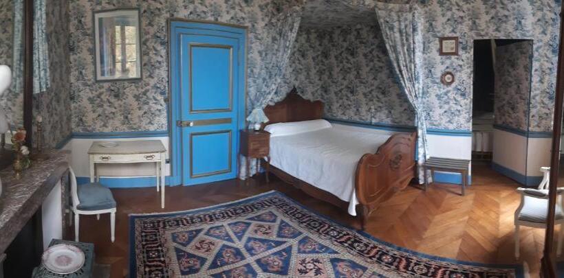 침실 2개 스위트, Chateau De Longeville