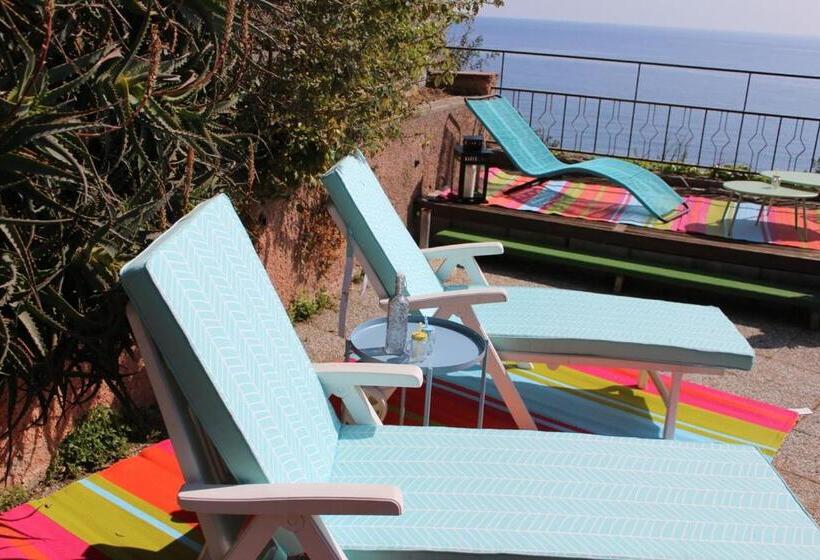 آپارتمان 1 خوابه با چشم‌انداز دریا, Conca Verde C21  Beach Front Little Villas Pool, Private Jacuzzi Sea View