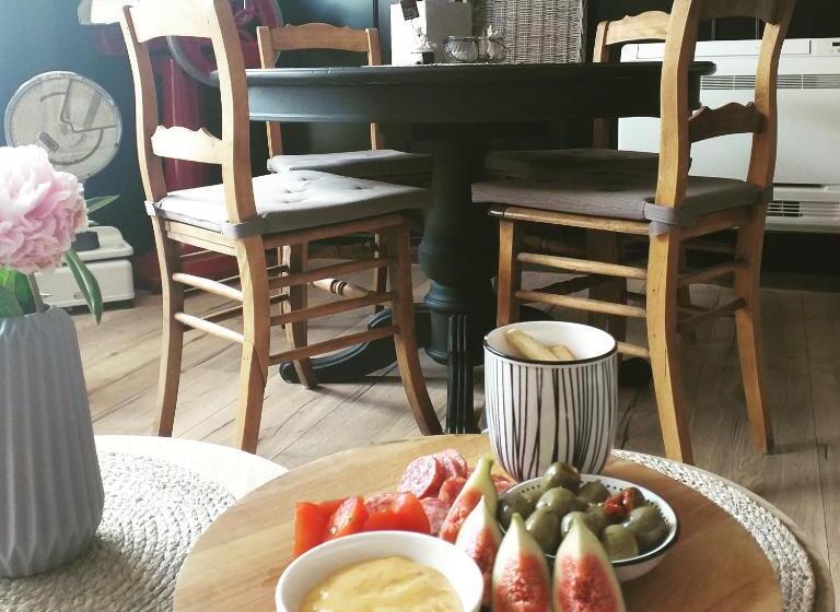اتاق استاندارد چهار تخته, B&b Sjlaope Biej De Sjlèchter