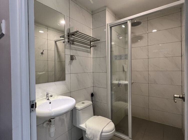 싱글 디럭스 룸, Zone Hotels, Telok Panglima Garang