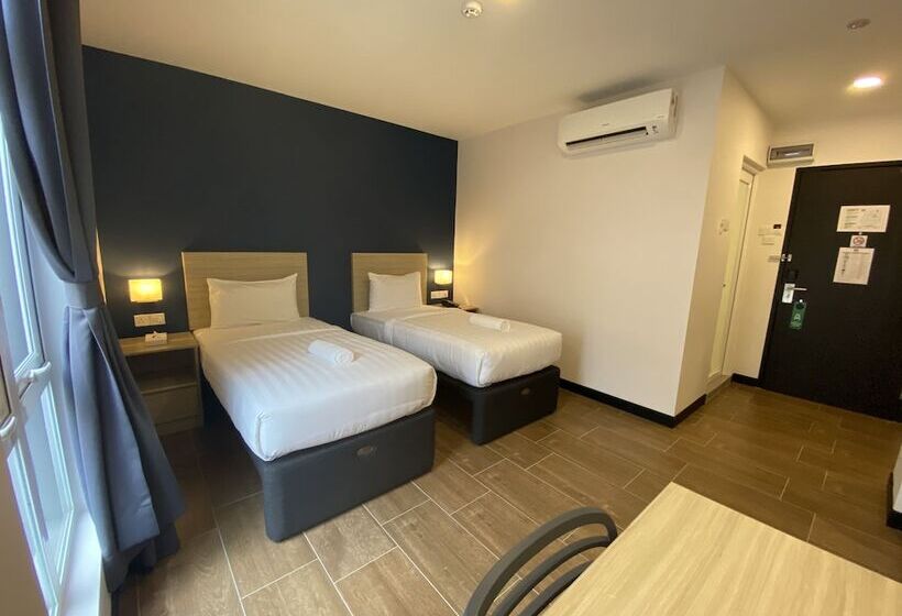 싱글 디럭스 룸, Zone Hotels, Telok Panglima Garang