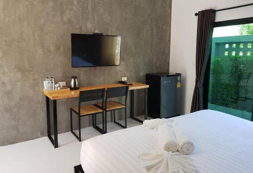 스탠다드 룸 킹사이즈 침대, Beloft