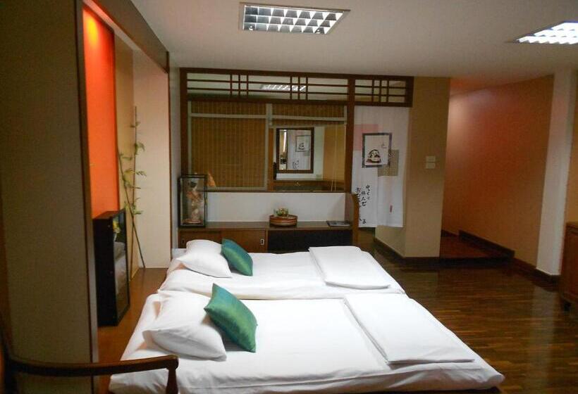 Представительский семейный номер, B.s. Court Hotel Sathorn