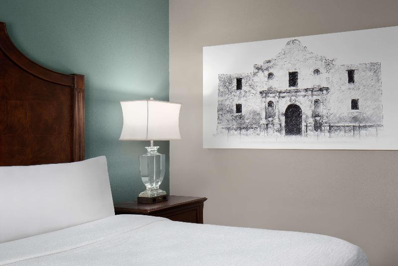 Suite Vista Rio, Embassy Suites San Antonio Riverwalk Downtown