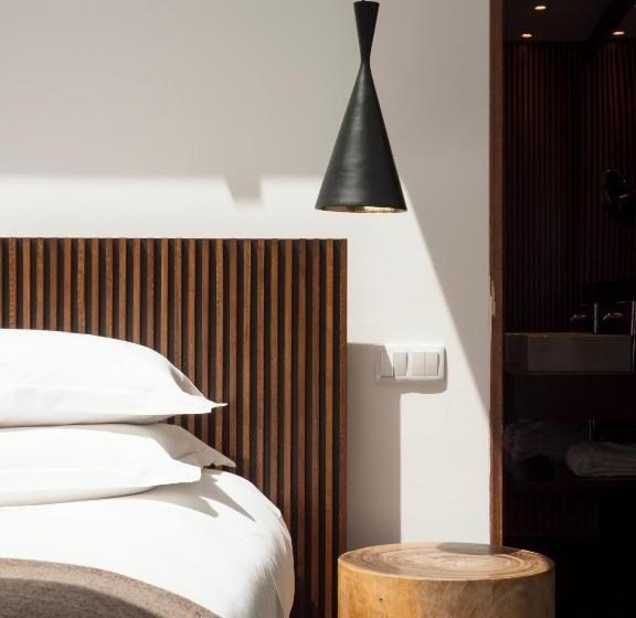 جناح ذو إطلالة, L'and Vineyards