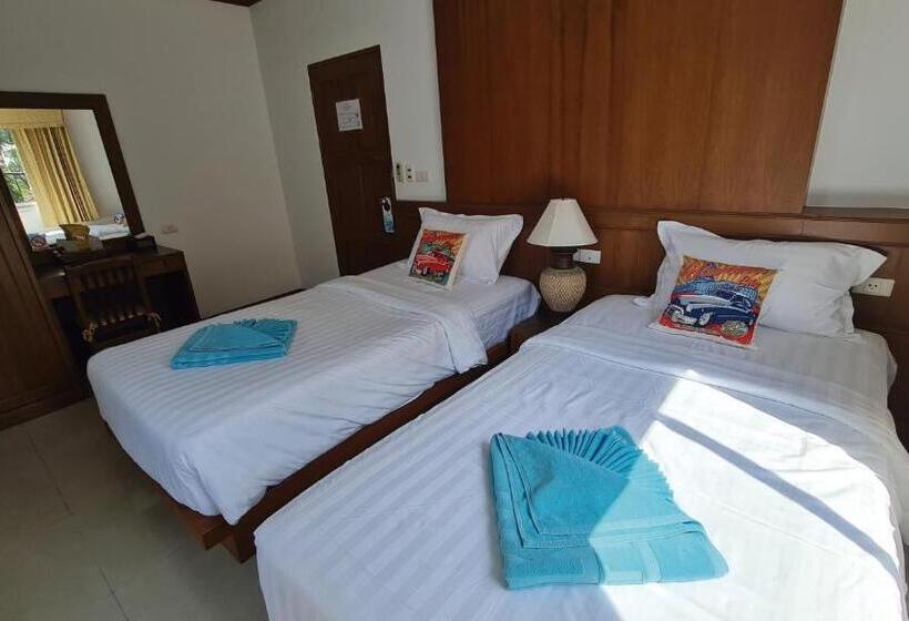 Номер Стандарт с Балконом, Pipikuku Hotel & Restaurant