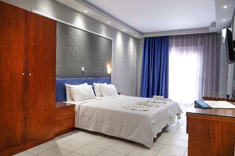 デラックススタジオ, Royal Hotel And Suites