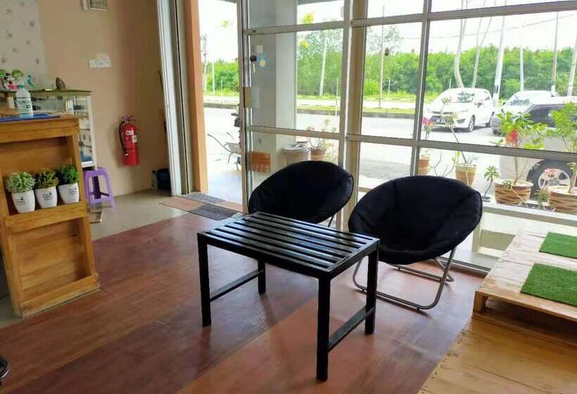 스탠다드 트리플 룸, Csh Motel Kuala Perlis