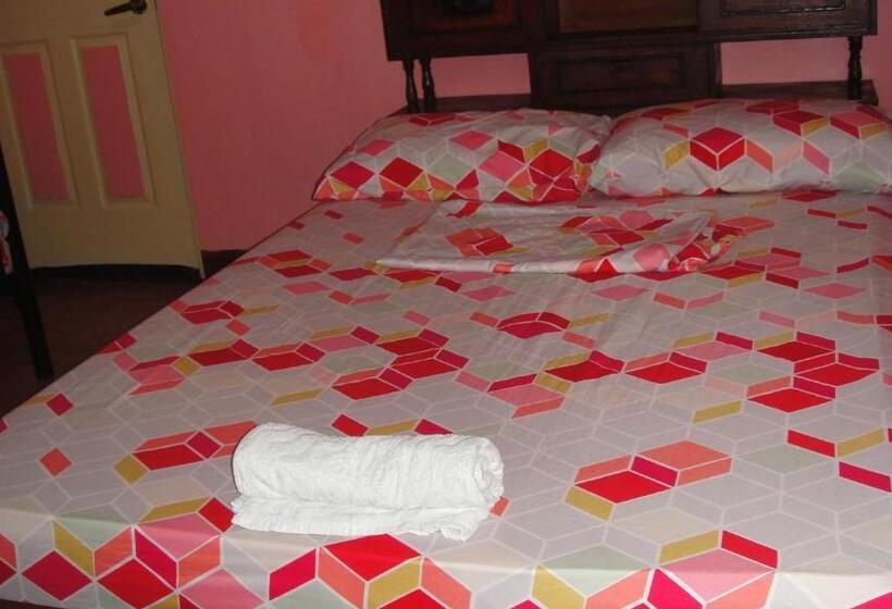 デラックスルーム, Jcp Room Rentals