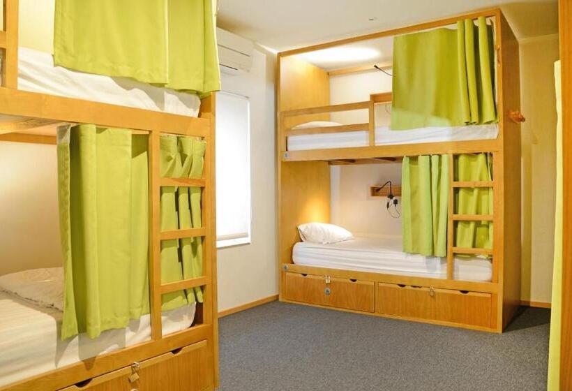 تختخواب در اتاق مشترک, Peach Hostel & Suites