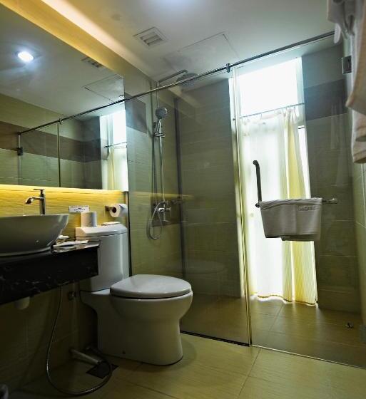 Номер Deluxe Кровать Кинг Вид на Город, Abell Hotel Kuching