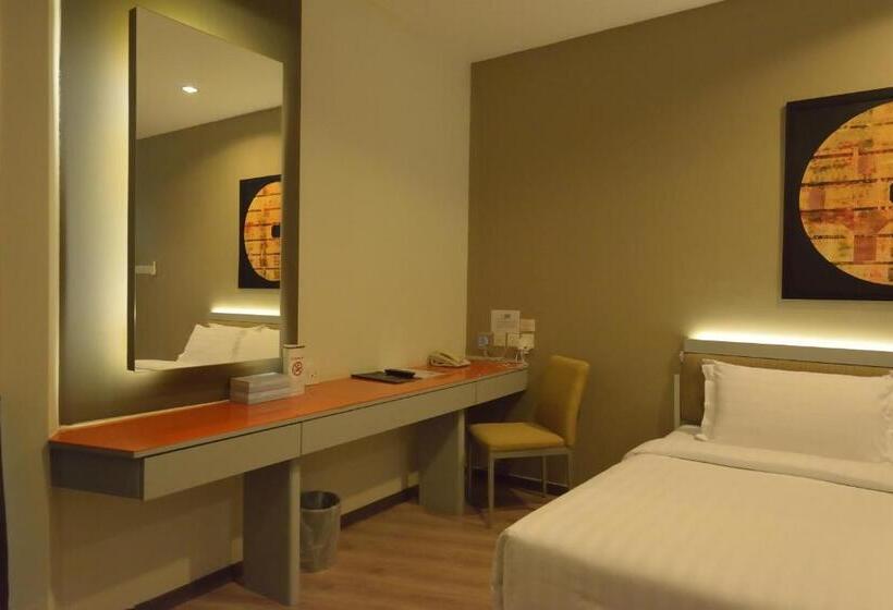 اتاق دلوکس با تخت کینگ و چشم‌انداز شهر, Abell Hotel Kuching
