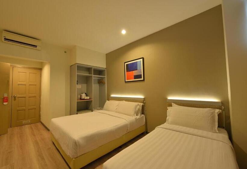 اتاق لوکس خانوادگی, Abell Hotel Kuching