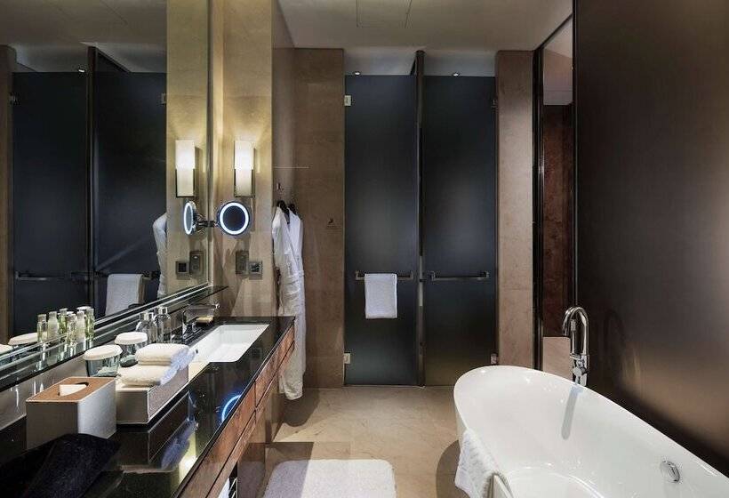 Номер Executive Кровать Кинг, Hilton Guangzhou Tianhe