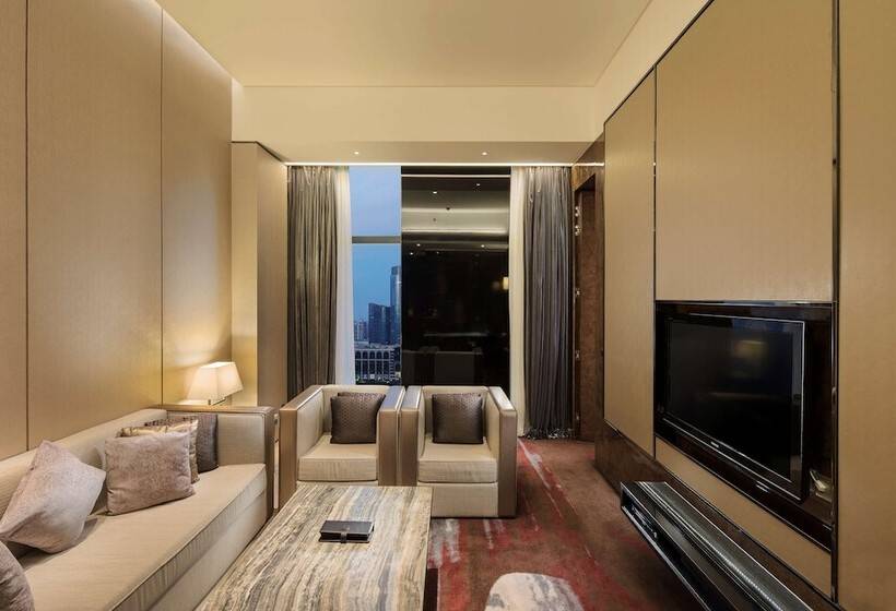 Люкс Повышенной Комфортности, Hilton Guangzhou Tianhe