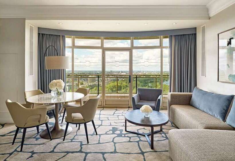 Полулюкс, Hilton Guangzhou Tianhe