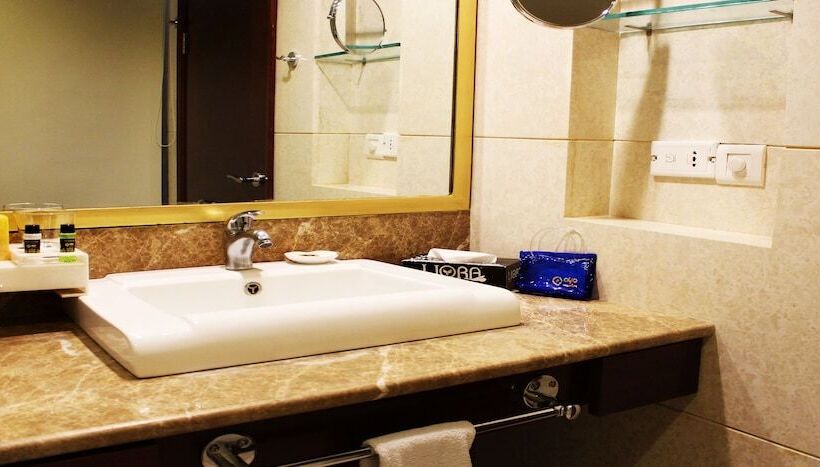 اتاق لوکس یک تخته, Skycity Hotel Gurgaon