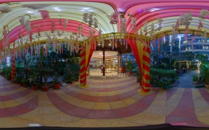 سوئیت رویال, Skycity Hotel Gurgaon