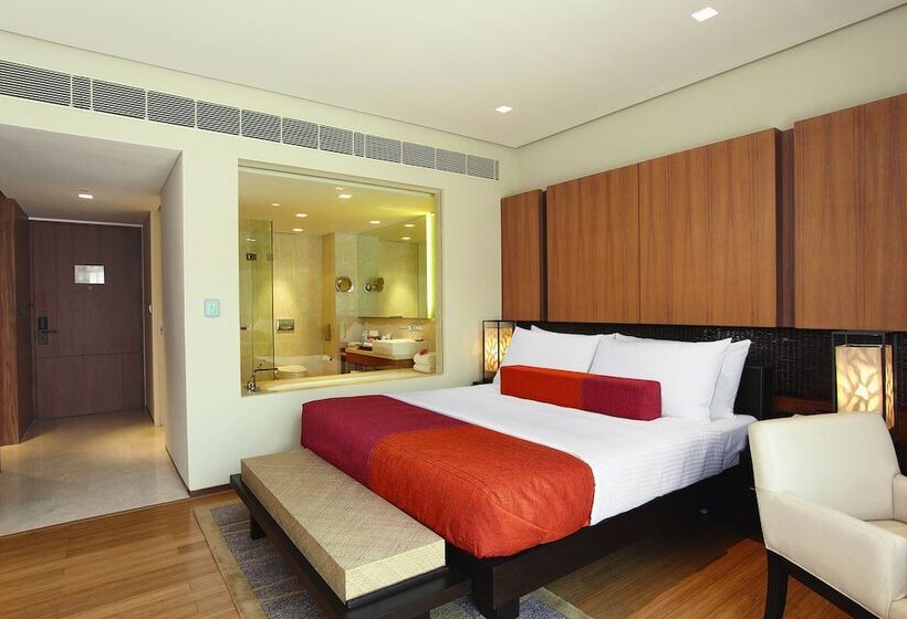 Premium Szoba, Vivanta Surajkund, Ncr