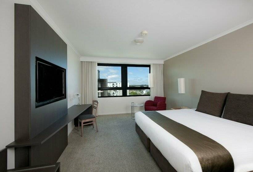 标准工作室, Mantra Parramatta