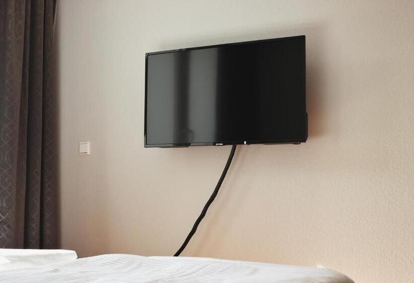 Апартаменты Superior 1 Спальня, Hometown Apartments