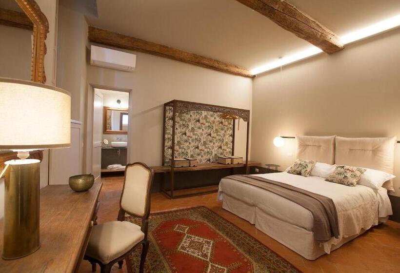 مجموعه ویستا شهر, Ca  Bianca Tuscany Relais