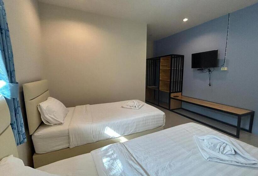 خانه 3 خوابه, Uthaithani Resort