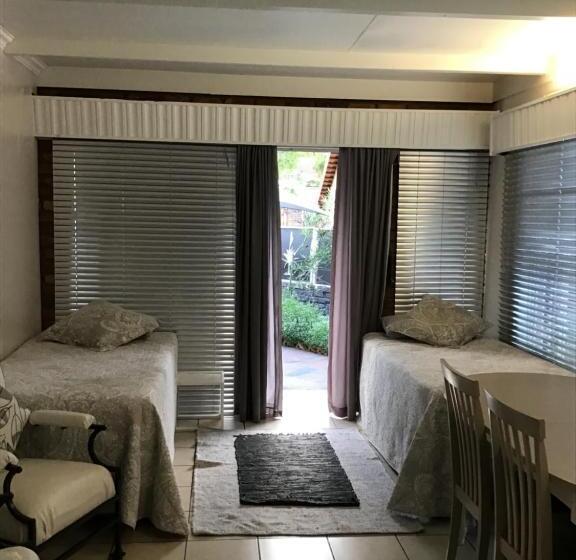 Family Suite, White River B & B