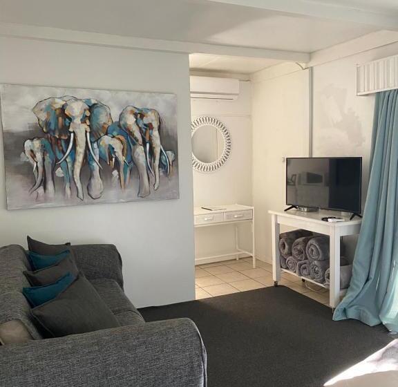 Family Suite, White River B & B