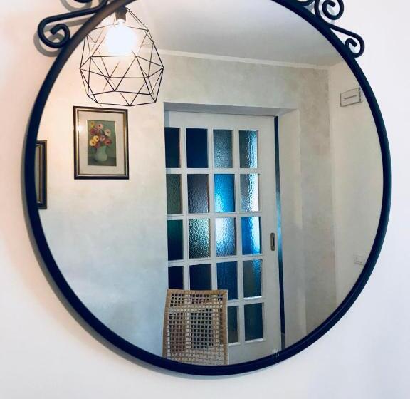 اتاق استاندارد, B&b Red Village