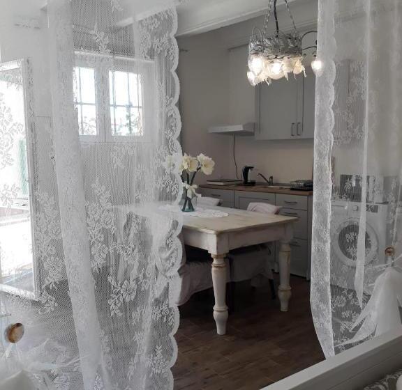 استودیو خانوادگی, Villa Rossella Rooms