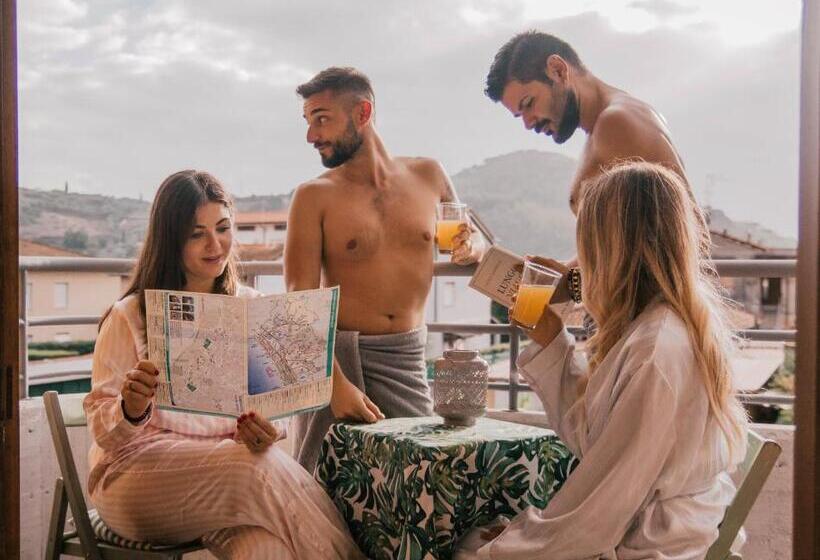 Номер Стандарт с Балконом, La Stagione Dell Arte B&b