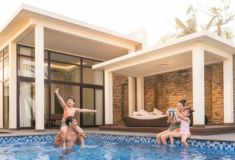 带花园景观和三个卧室的别墅, Danang Marriott Resort & Spa