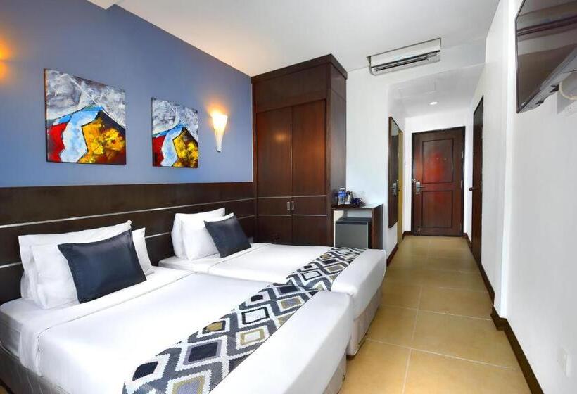 Номер Deluxe, Bella Vista Waterfront Resort