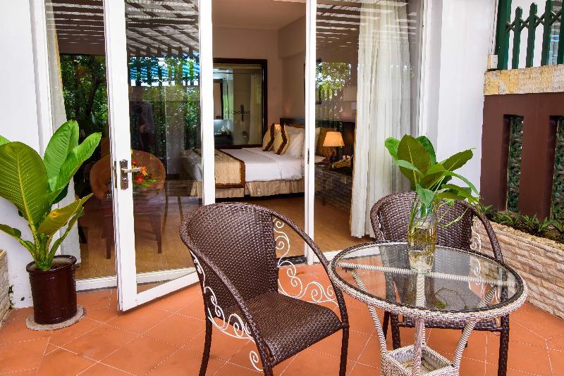 اتاق لوکس با چشم‌انداز باغ, Mondial Hotel Hue
