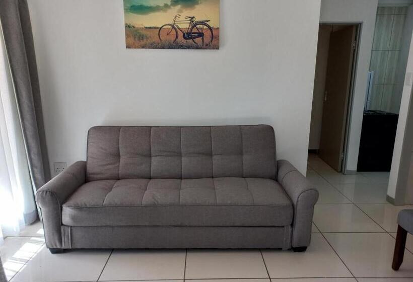 Семейный Номер, Tropical Paradise Guest House