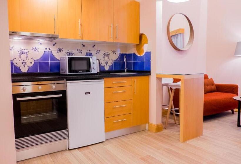 Студия Стандарт, Apartments Madeira City Center