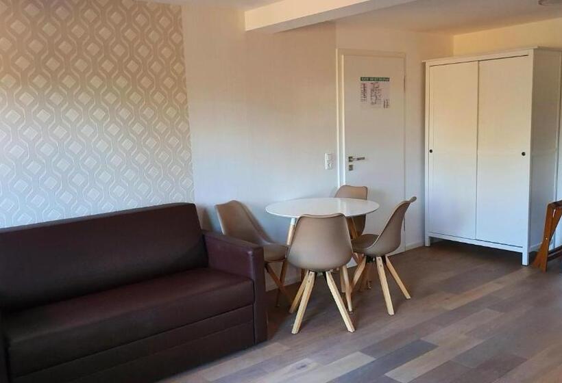 Номер Стандарт Вид на Сад, Schatzbergalm Pension