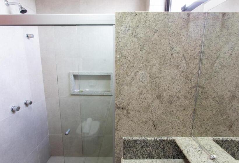 Четырехместный Номер Стандарт, Carlton Plaza Hotel Uberlandia