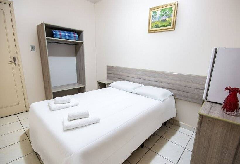 Номер Стандарт, Dan Inn Poços De Caldas   A Melhor Localização Do Centro