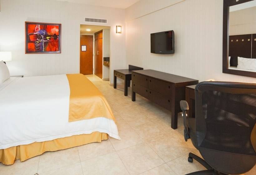 スイート, Holiday Inn Express Tapachula, An Ihg