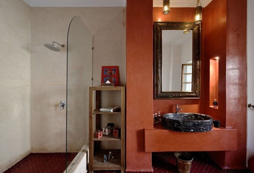 سوییت, Riad Les Ammonites And Spa