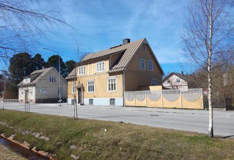 Студия Стандарт, Firsthome Guesthouse
