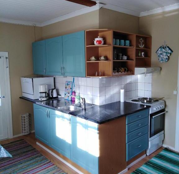 Семейный Номер, Firsthome Guesthouse