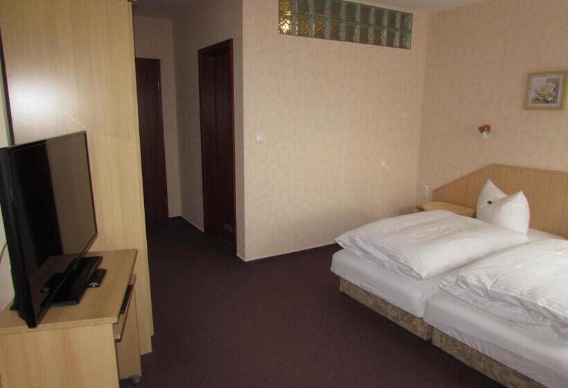 Номер Стандарт, Pension Am Heiderand