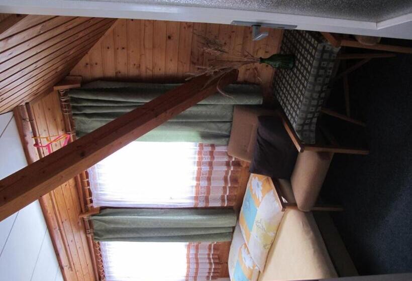 침실 4개 주택, Guest House U Lakomce